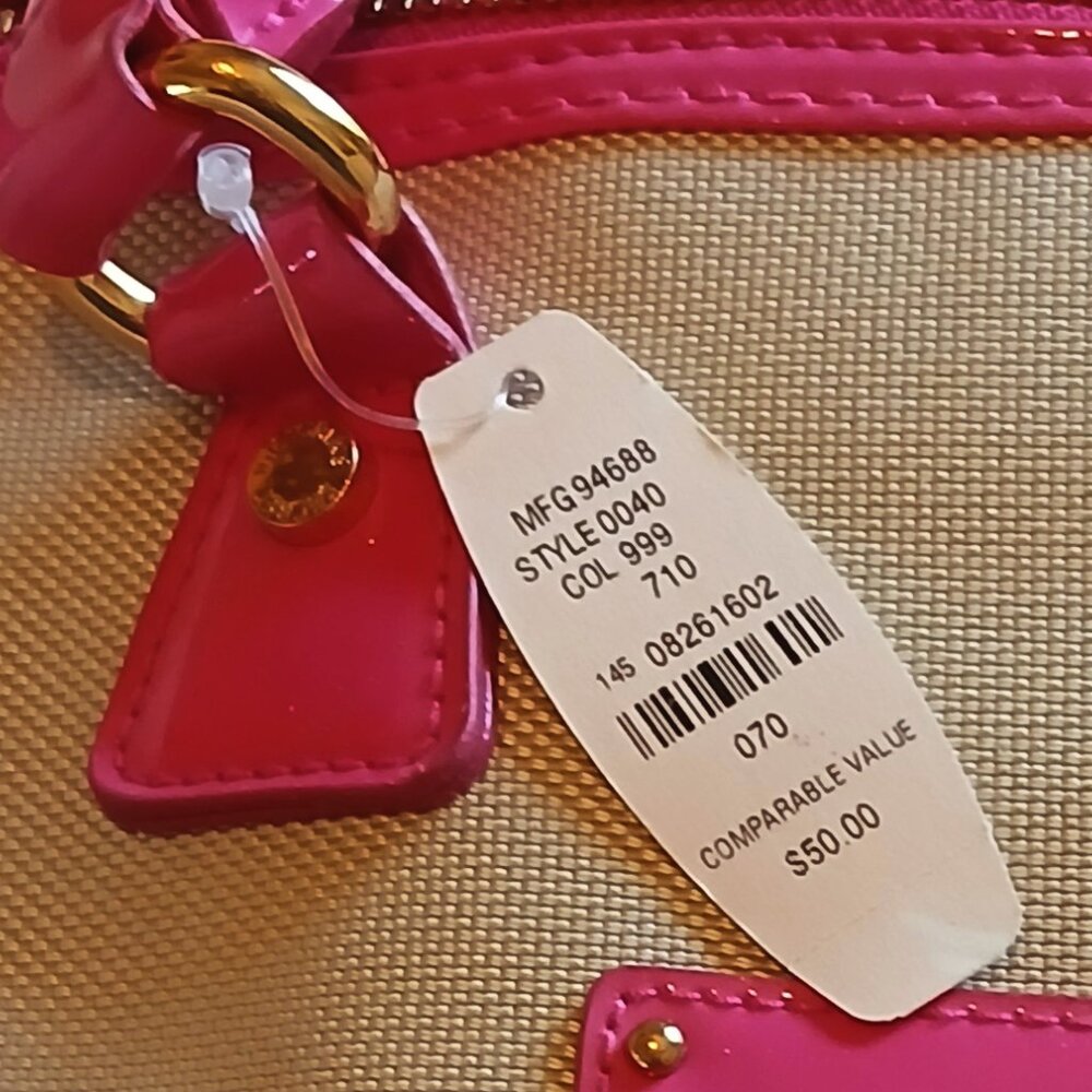 NWT Victoria Secret Cream & Barbie Pink Zippered Handbag - Picture 3 of 11
